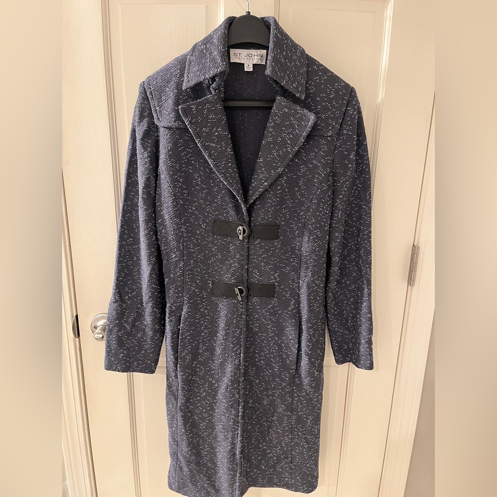St. John Textured Gray/Blue Coat